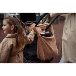 Jollein Boucle Naturel Luiertas 027-819-66060 -Jollein Verkoop jollein boucle biscuit luiertas 027 819 66067 lifestyle