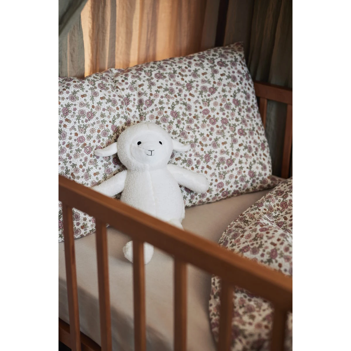 Jollein Retro Flowers Dekbedovertrek En Sloop 100 X 140 Cm 003-005-67045 5 Jollein Retro Flowers Dekbedovertrek En Sloop 100 X 140 Cm 003-005-67045 - Afbeelding 3