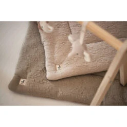 Jollein Soft Waves Olive Green 75 X 95 Cm Boxkleed 017-512-67052 -Jollein Verkoop jollein soft waves olive green 75 x 95 cm boxkleed 017 512 67052 1