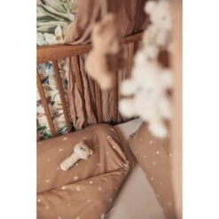 Jollein Stargaze Biscuit Dekbedovertrek En Sloop 100 X 140 Cm 003-005-66090 -Jollein Verkoop jollein stargaze wild flowers dekbedovertrek en sloop 100 x 140 cm 003 005 66098 3